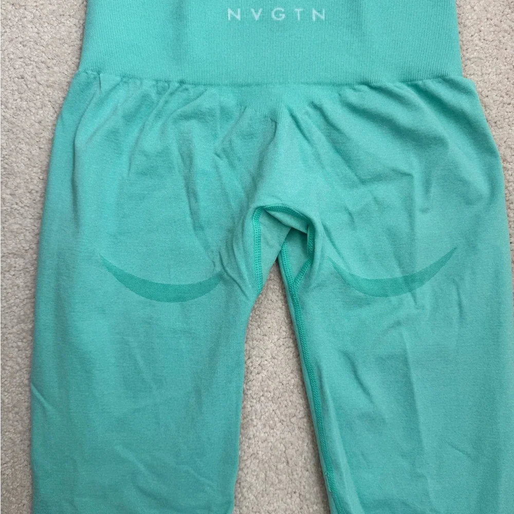 NVGTN Mint Green Contour Seamless Leggings - Picture 3 of 3